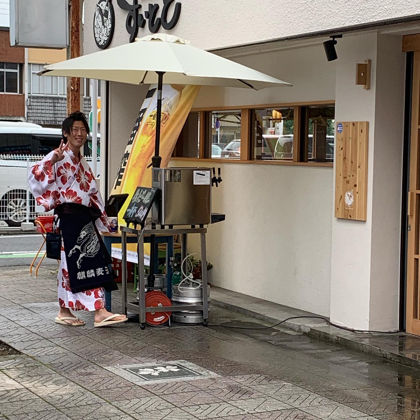 始まりました！
太田祭り
店頭販売のビールいかがでしょう

＃一番搾り
＃夏
＃雨かも？
＃浴衣美人募集
